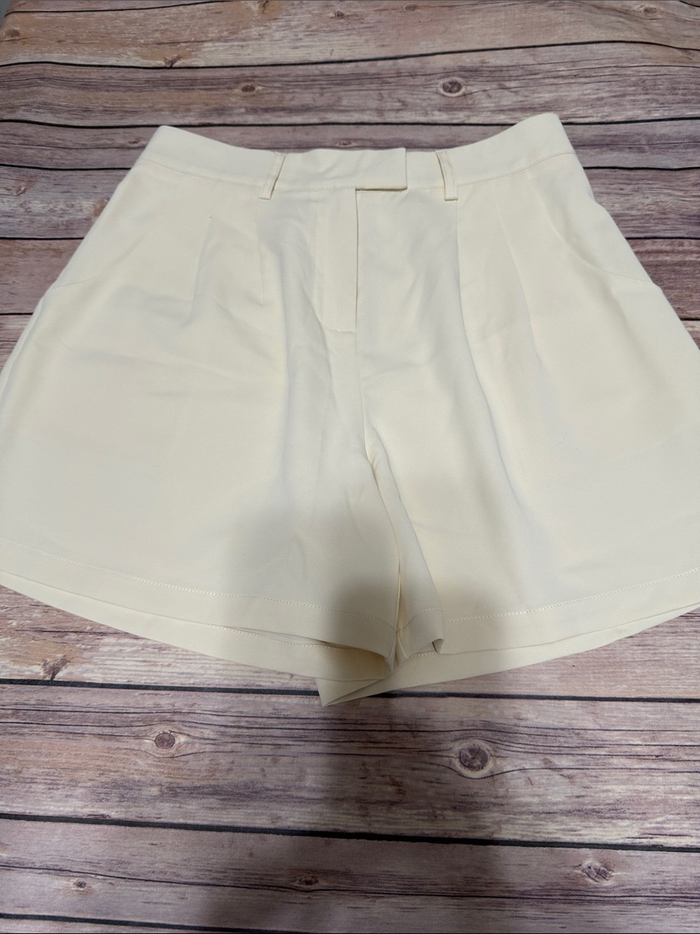 Pleated Dress Shorts - Size M